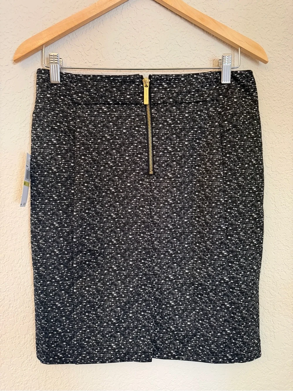 NWT MICHAEL KORS BLACK SPECKLED STRETCH ZIPPERED PENCIL SKIRT Size 4 MSRP $89.50